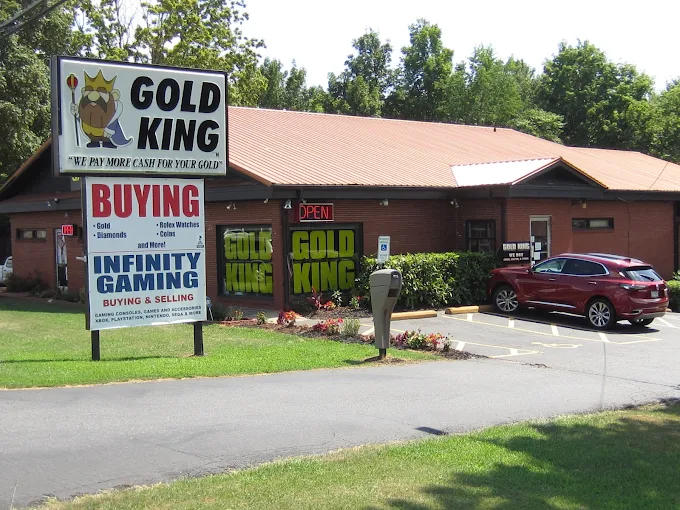 Gold King gold buyer storefront at 1750 Startown Road, Hickory, NC